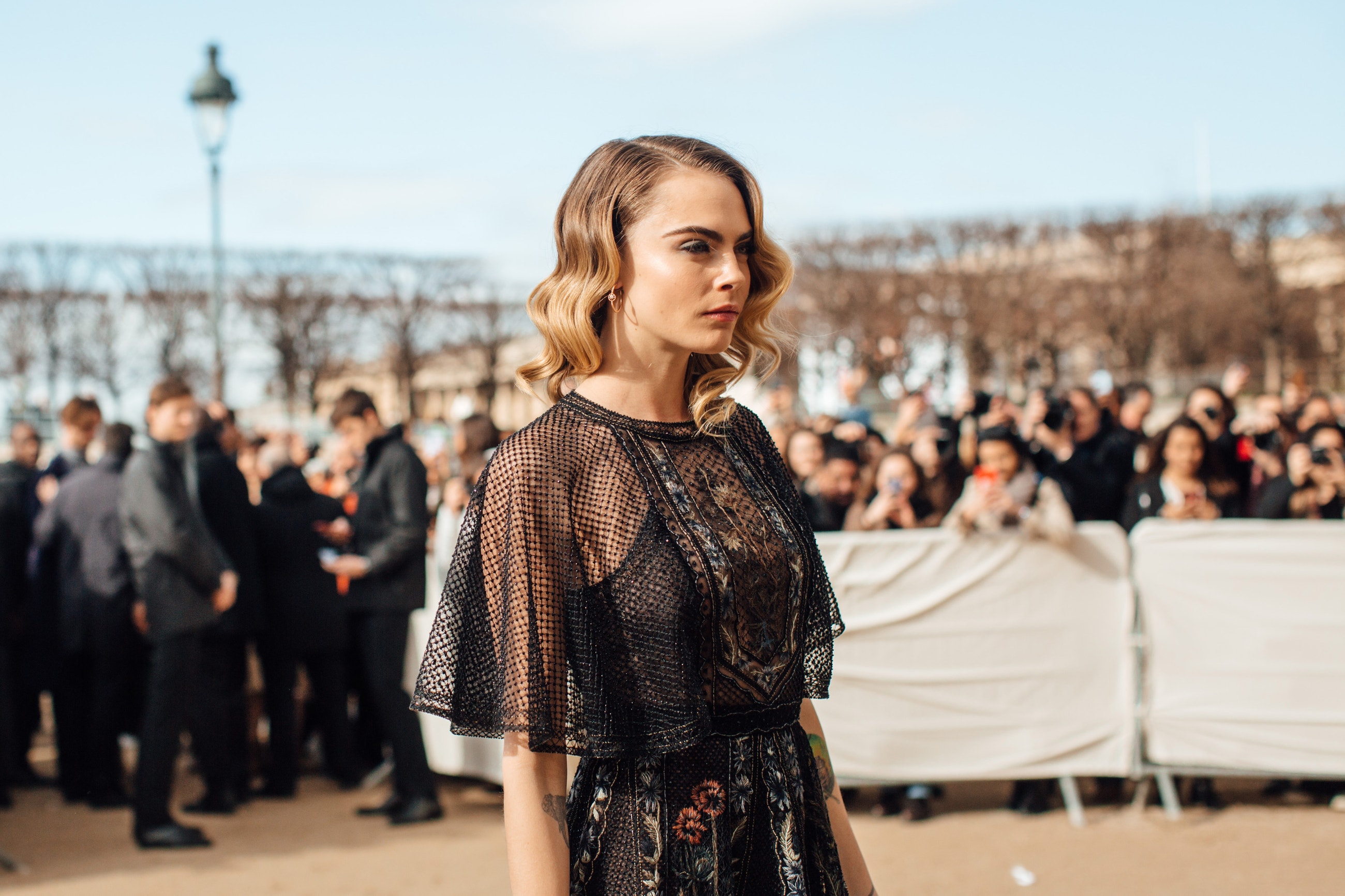 Vogue World Paris 2024 Jak sledovat event live s Carou Delevingne Vogue CS